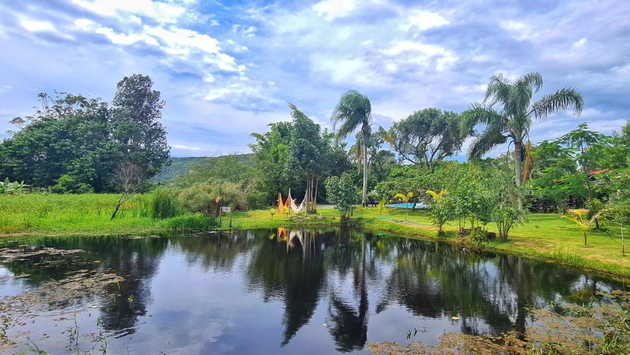 Pousada Areias Do Embau Guarda do Embaú Buitenkant foto